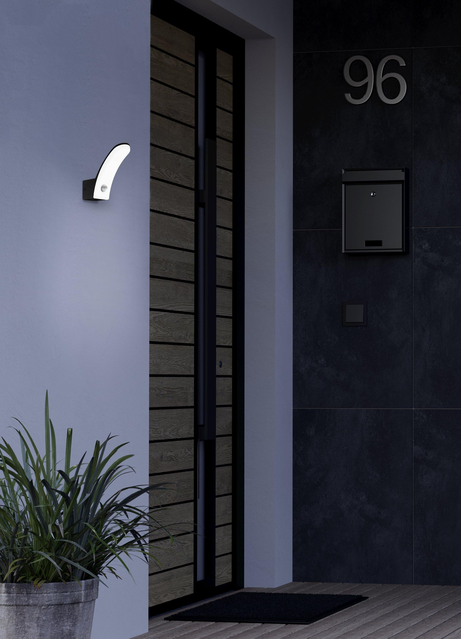 eglo-fiumicino-led-wandlampe-mit-sensor-schwarz-wei-1300-lm-neutralwei-ip44 image 3