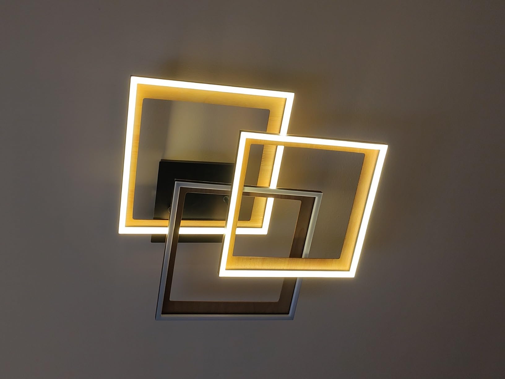Helles Wohnzimmerlicht endlich