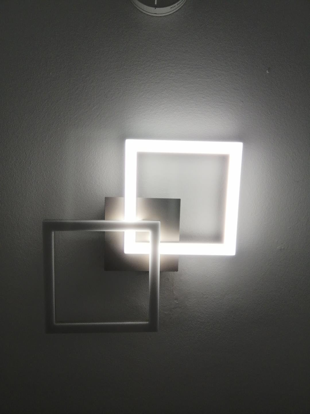 Gutes Licht, Montage nervig