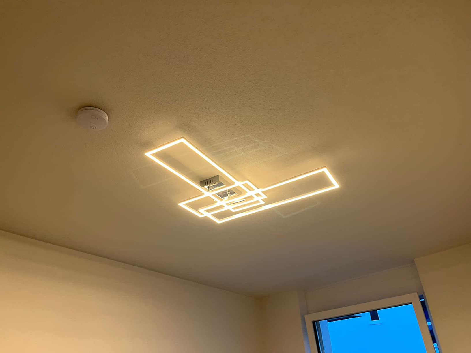 Tolles Licht, lautes Netzteil?