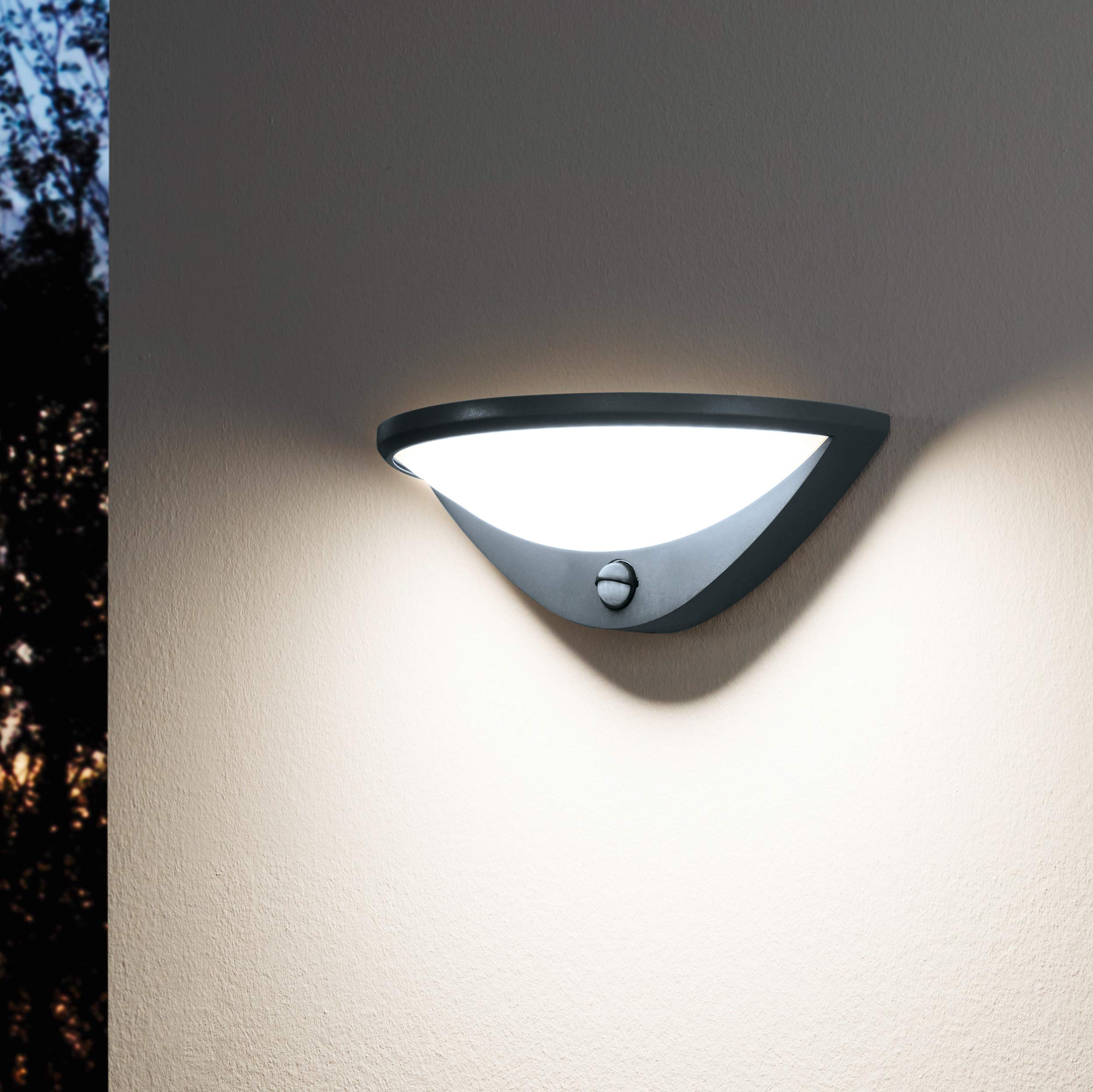 eglo-belcreda-1-led-au-en-wandleuchte-mit-bewegungssensor-anthrazit-wei-ip44 image 3
