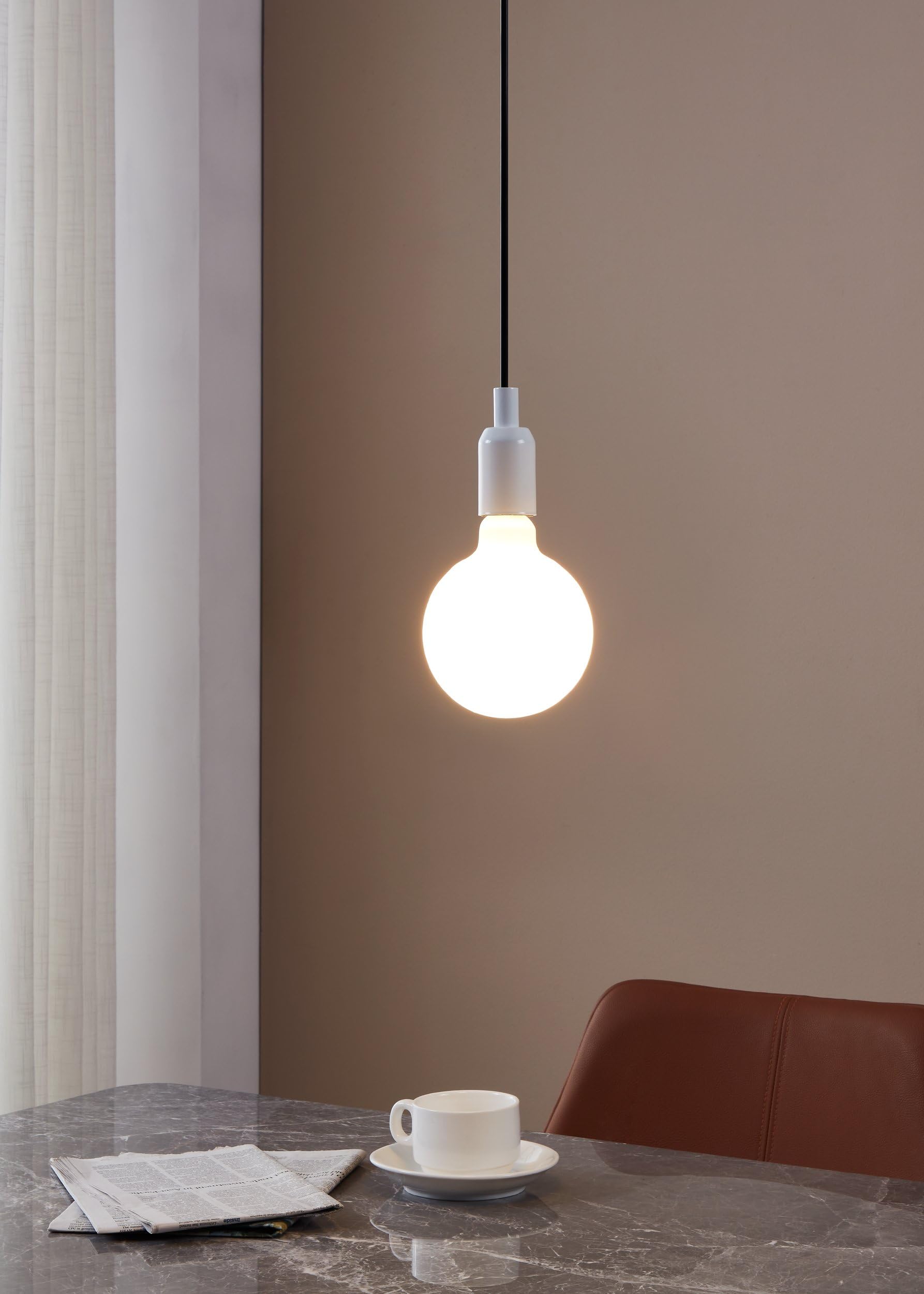 eglo-led-lampe-e27-globe-g125-dimmbar-7-5w-806lm-warmwei-2700k-12-5-cm image 2