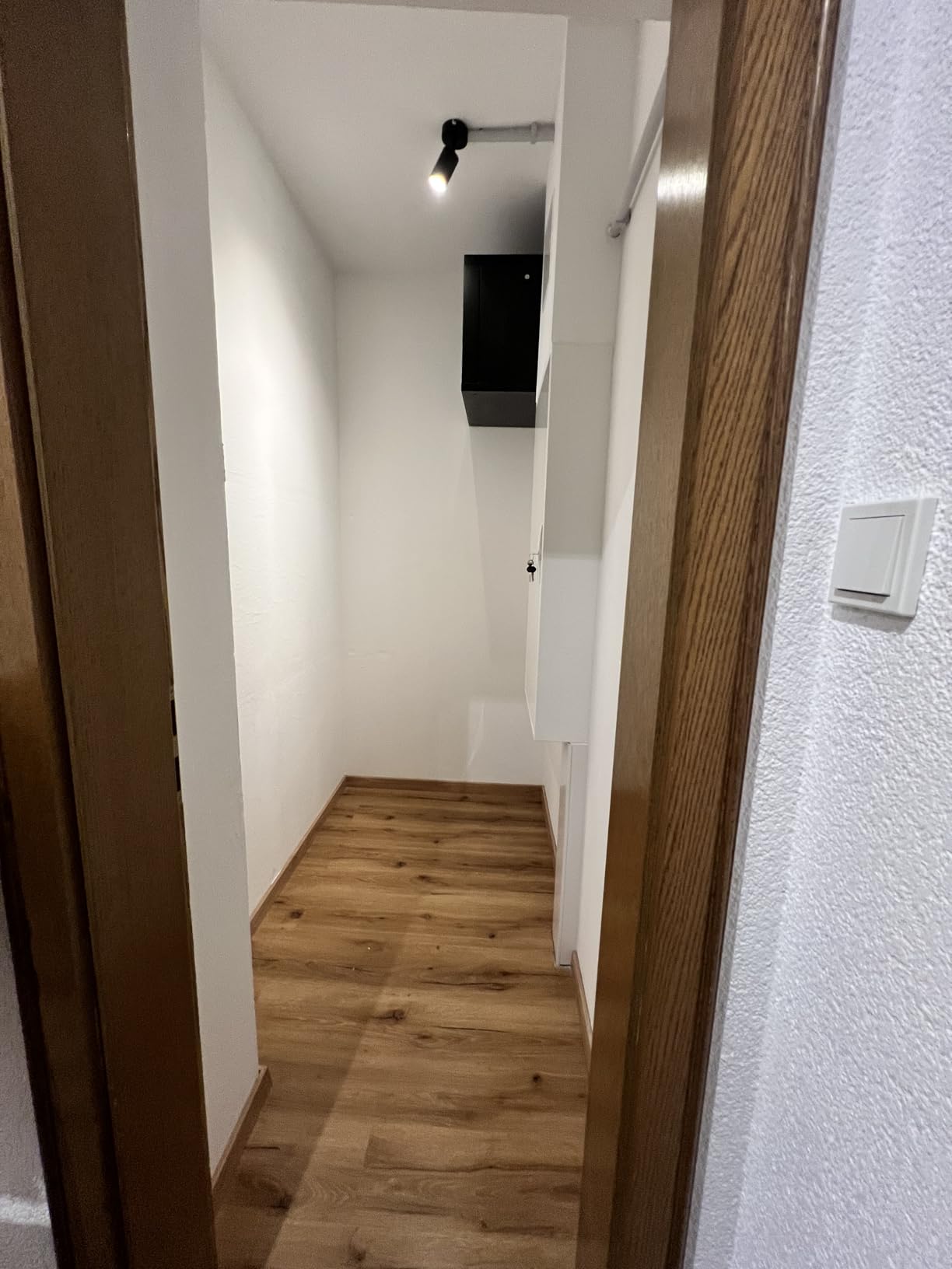 Hübsch, Leuchtmittel fehlt