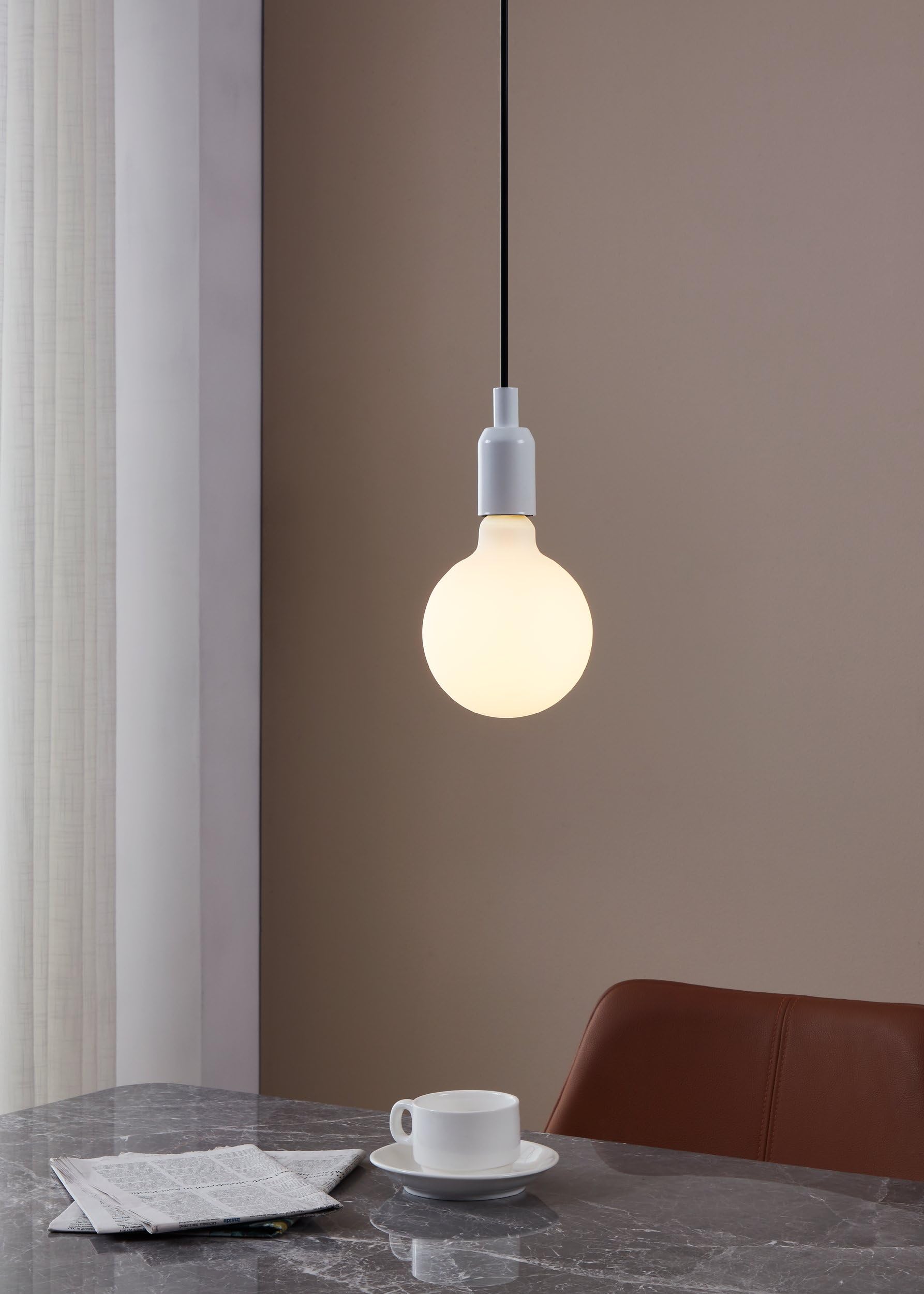 eglo-led-lampe-e27-globe-g125-dimmbar-7-5w-806lm-warmwei-2700k-12-5-cm image 4