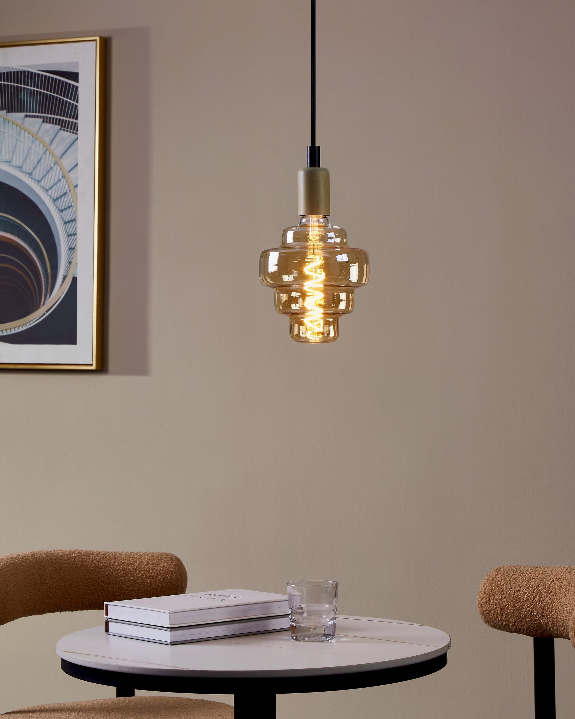 eglo-xxl-e27-spiral-led-retro-gl-hbirne-big-size-amber-4-watt-200-lumen-2000-k-l image 3