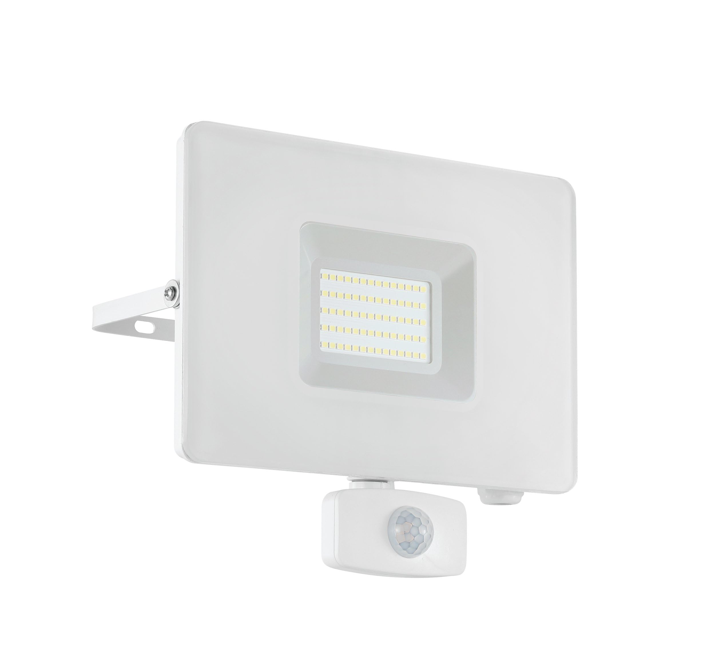 eglo-faedo-3-led-au-en-strahler-mit-bewegungsmelder-schwarz-50-watt-ip44 image 6