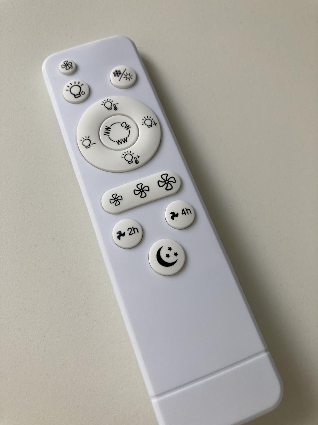 Kühlt super und leuchtet top