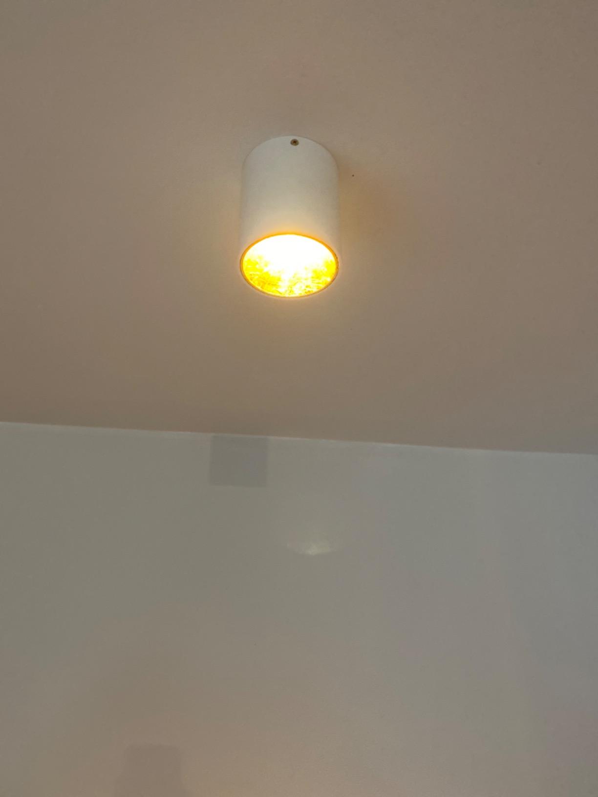 Perfekt überm Spiegel