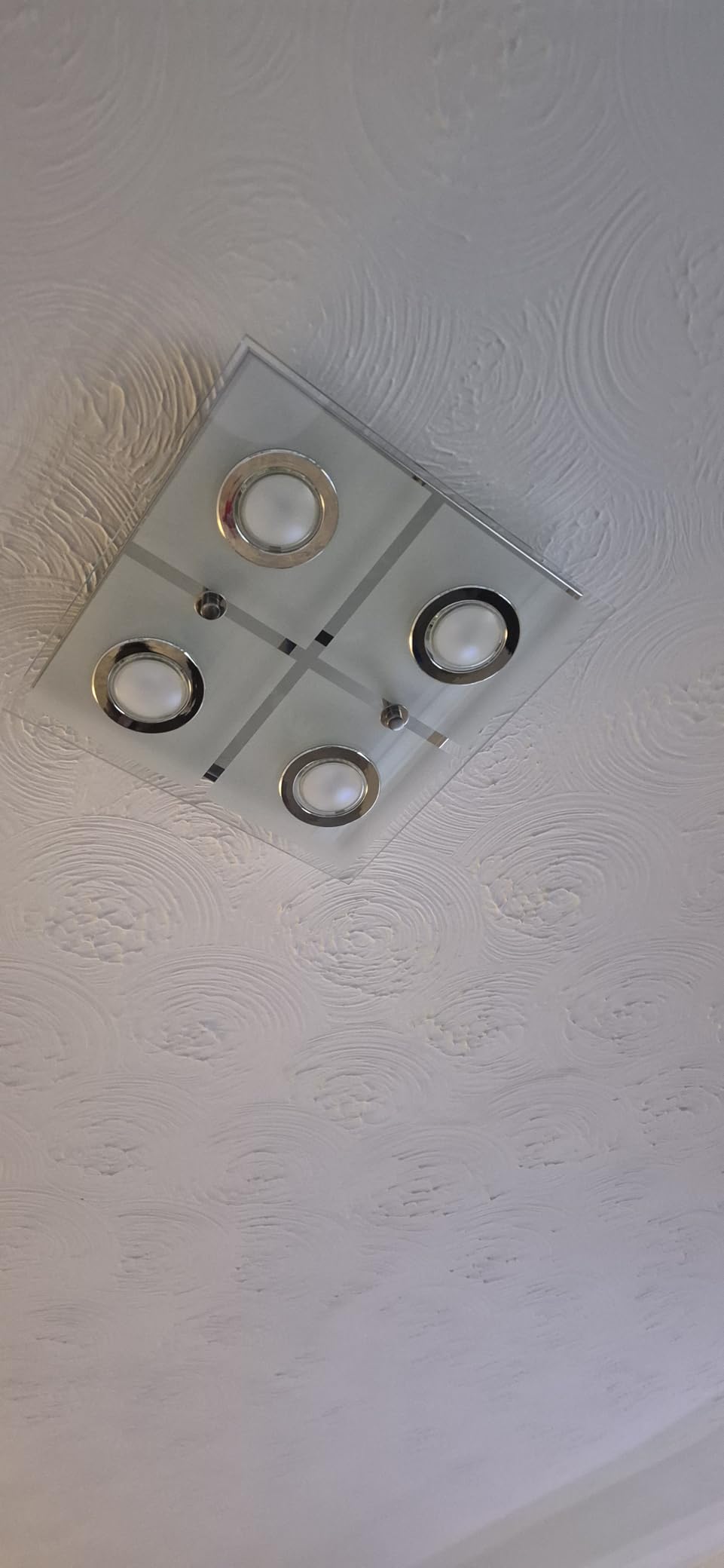 Solide Lampe zum fairen Preis