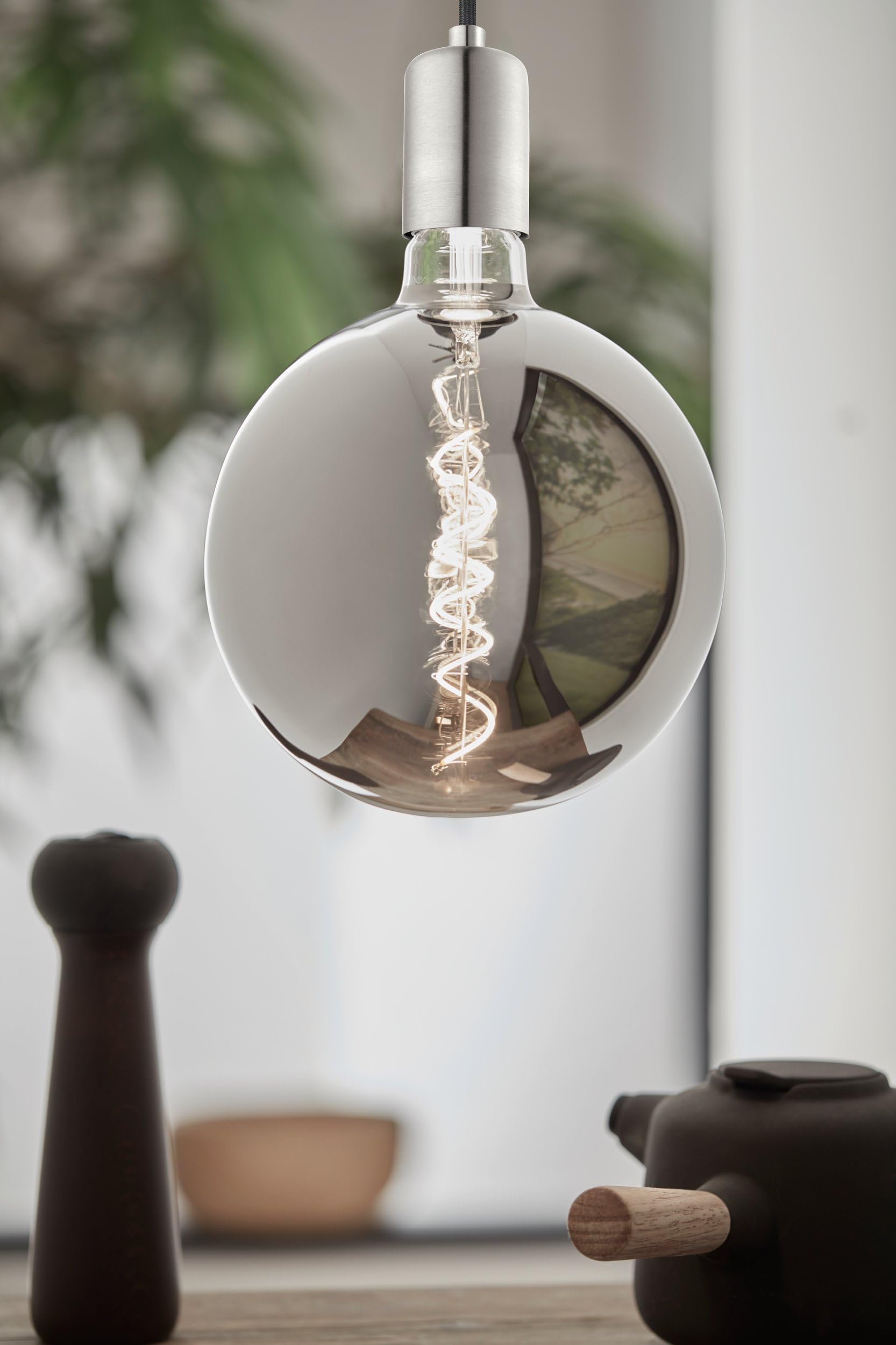 eglo-e27-led-globe-g200-dimmbar-vintage-rauchglas-20cm image 3