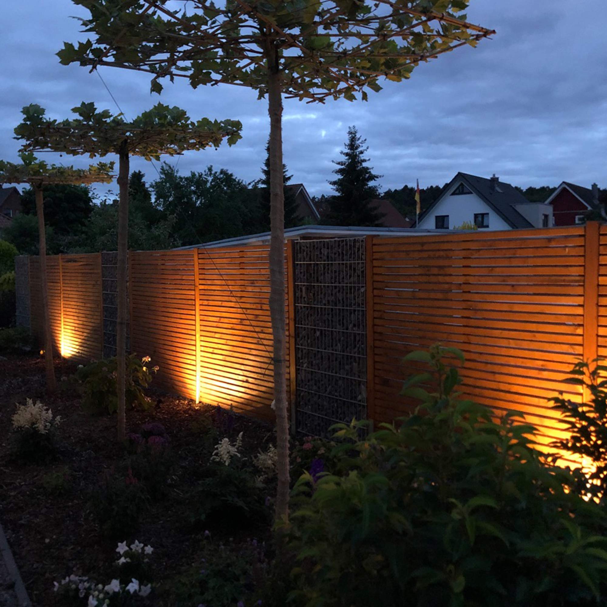 b-k-licht-2er-set-led-gartenstrahler-au-en-ip44-schwenkbar-schwarz image 5